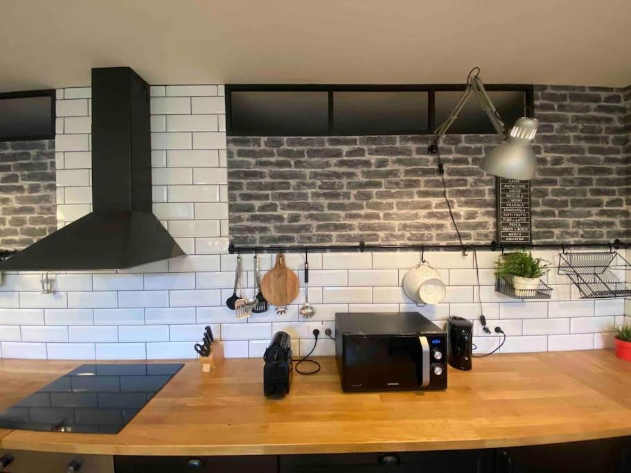 Rare ! Loft Atypique Centre-Ville Parking Jardin Ρενς Εξωτερικό φωτογραφία